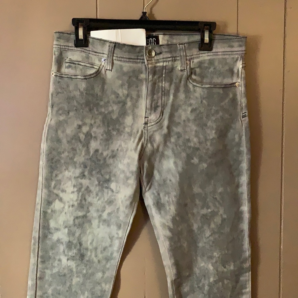 Urban Outfitters Women's Skinny Jeans in Acid Wash Gray